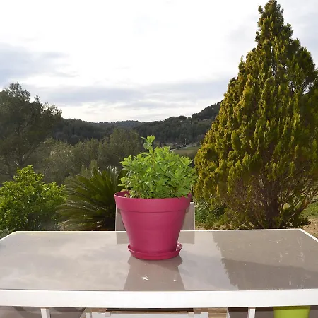 Holiday Semesterbostad Bandol